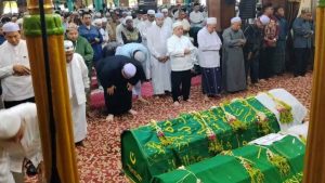 K.H. Husin Naparin Wafat, Ribuan Jemaah Hadiri Salat Jenazah di Masjid Jami Banjarmasin