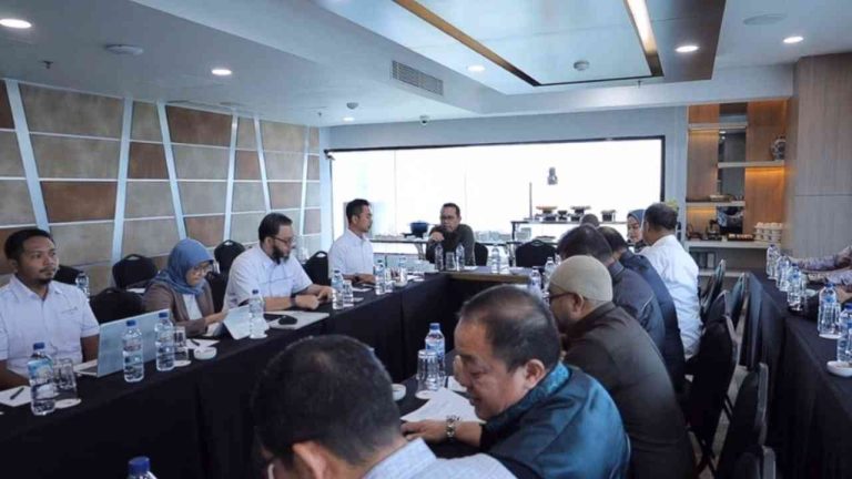 Komisi III DPRD Kalsel Minta CSR Adaro Jangkau Seluruh Daerah