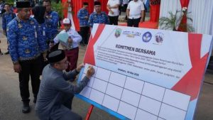 Peringati Hadiri Hardiknas 2026, Wabup Kotabaru Soroti Nasib Guru Honorer