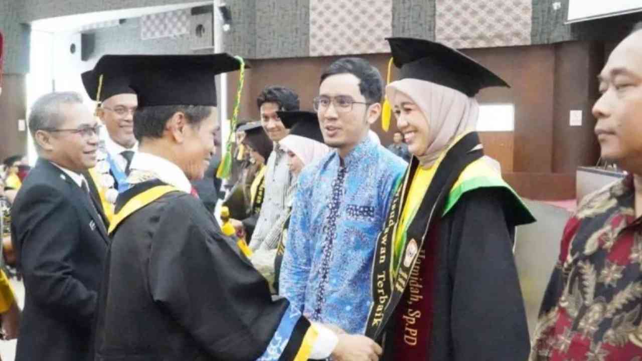 ULM Kukuhkan 1.053 Lulusan, Mayoritas Raih IPK di Atas 3,00