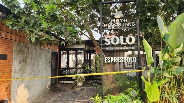 Penampakan Restoran di Kebayoran Baru Jaksel Rusak Akibat Kebakaran