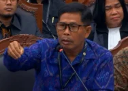 Suasana persidangan di Mahkamah Konstitusi