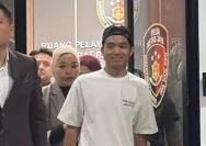 AKBP Onkoseno memberikan keterangan terkait penanganan kasus dugaan kekerasan seksual di Polda Metro Jaya