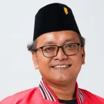 Jokowi Sebut Isu Ijazah Operasi Politik PDIP Balas Sindir Maling Teriak Maling Ilustrasi tanggapan politik terkait polemik ijazah Jokowi dan Gibran Rakabuming Raka