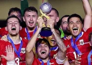 Justin Hubner merayakan kemenangan Timnas Indonesia di final FIFA ASEAN Cup 2026
