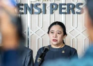 Ketua DPR RI Puan Maharani saat memberikan keterangan pers terkait insiden kekerasan mahasiswa