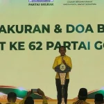 Bahlil Lahadalia Tanggapi Polemik Ijazah Wakil Presiden Gibran Rakabuming Raka Ketua Umum Partai Golkar Bahlil Lahadalia memberikan keterangan terkait dinamika politik dan polemik ijazah Gibran