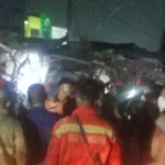 Ledakan Hebat di Pasar Cimanggis Tangerang Selatan Menghancurkan Sejumlah Ruko Warga Kondisi bangunan ruko yang hancur akibat ledakan di Pasar Cimanggis Tangerang Selatan