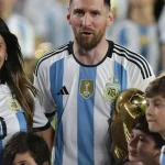 Lionel Messi Bersiap Melakoni Laga Perpisahan Emosional Bersama Timnas Argentina di Buenos Aires Lionel Messi saat berlatih bersama tim nasional Argentina