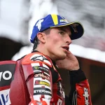 Marc Marquez Alami Pusing Usai Menangkan Sprint Race MotoGP Mandalika 2026 Marc Marquez saat merayakan kemenangan di podium MotoGP Mandalika 2026