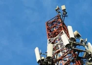 Menkomdigi Meutya Hafid memberikan keterangan pers terkait penegakan hukum pencurian perangkat menara BTS di Mabes Polri