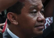 Menteri ESDM Bahlil Lahadalia saat memberikan keterangan pers di Jakarta.