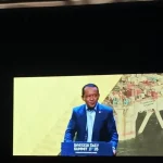 Menteri ESDM dan Menko Hilirisasi Bahlil Lahadalia memberikan keterangan pers terkait rangkap jabatan