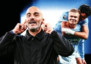 Pemain Manchester City merayakan gol di lapangan saat menghadapi Liverpool di Anfield