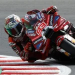 Pembalap Ducati Lenovo Marc Marquez saat melaju kencang di Sirkuit Motegi pada ajang MotoGP Jepang 2026