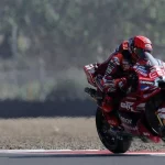 Pembalap Ducati Marc Marquez memacu motornya dalam sesi Sprint Race MotoGP Australia di Sirkuit Phillip Island