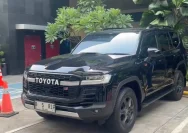 Penyitaan mobil Toyota Land Cruiser oleh penyidik KPK di Jakarta