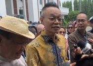 Persidangan kasus pencemaran nama baik terkait tudingan ijazah palsu Presiden ke-7 RI Joko Widodo di Pengadilan Negeri