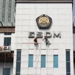 Pertemuan Menteri ESDM Bahlil Lahadalia dan Menteri PKP Maruarar Sirait di Kantor Kementerian ESDM Jakarta
