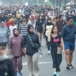 Durasi Car Free Day Sudirman Thamrin Dibatasi Hingga Pukul 09.00 WIB Petugas mengatur arus lalu lintas di kawasan Car Free Day Sudirman Thamrin Jakarta