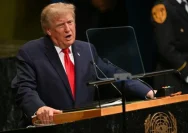 Presiden Amerika Serikat Donald Trump saat menyampaikan pidato kampanye.