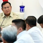 Presiden Prabowo Kirim Dua Ratus Pompa Air Atasi Karhutla Kalimantan Tengah Presiden Prabowo Subianto saat memberikan arahan terkait penanganan kebakaran hutan dan lahan