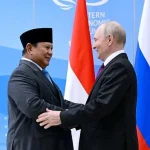 Presiden Rusia Vladimir Putin dan Presiden Indonesia Prabowo Subianto