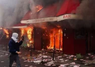 Suasana aksi demonstrasi di Eropa