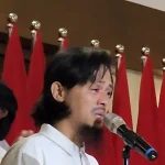 Kapten Kapal MT Honour-25 Sampaikan Permintaan Maaf Atas Tragedi Penyanderaan Somalia Suasana kedatangan empat WNI kru kapal MT Honour-25 di Bandara Soekarno-Hatta