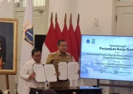 Suasana penandatanganan kesepakatan kerja sama pengelolaan sampah antara Pemprov DKI Jakarta dan Pemerintah Kota Bekasi.