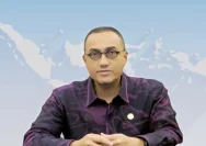 Suasana perdagangan di gedung Bursa Efek Indonesia