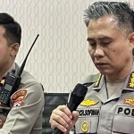 Tim DVI bekerja melakukan identifikasi jenazah korban kapal